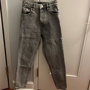 Zara grey jean pants, size 00